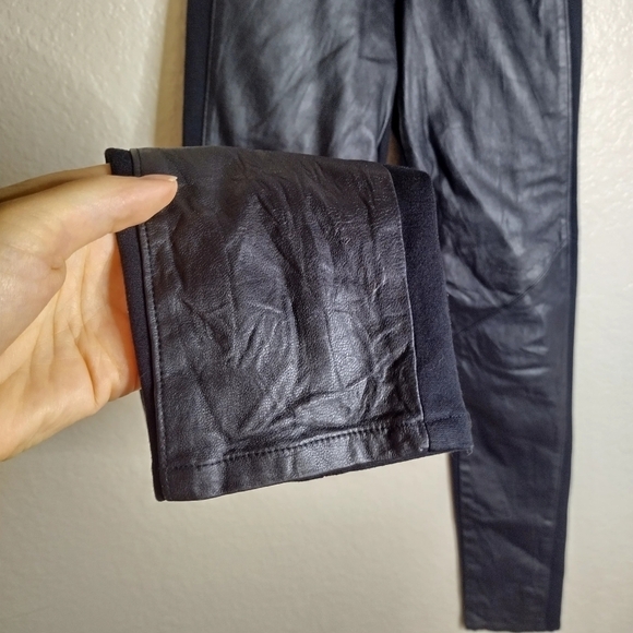 PAIGE Leather Legging pull on Pant Elastic Waist Stretch sz Xs - Picture 3 of 6